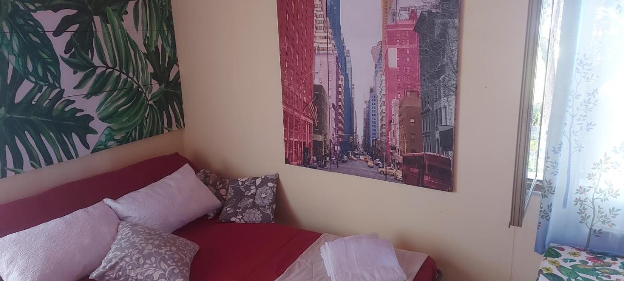 Stanza In Villa Con Giardino Con Box Doccia Idromassaggio Rent A Car Aci Bonaccorsi 외부 사진